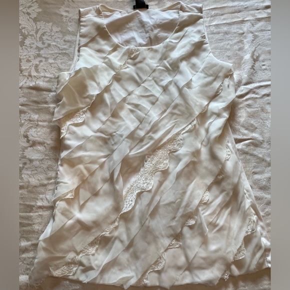 Ann Taylor Tops - Ann Taylor Women’s Sleeveless Ruffle Top Cream off White